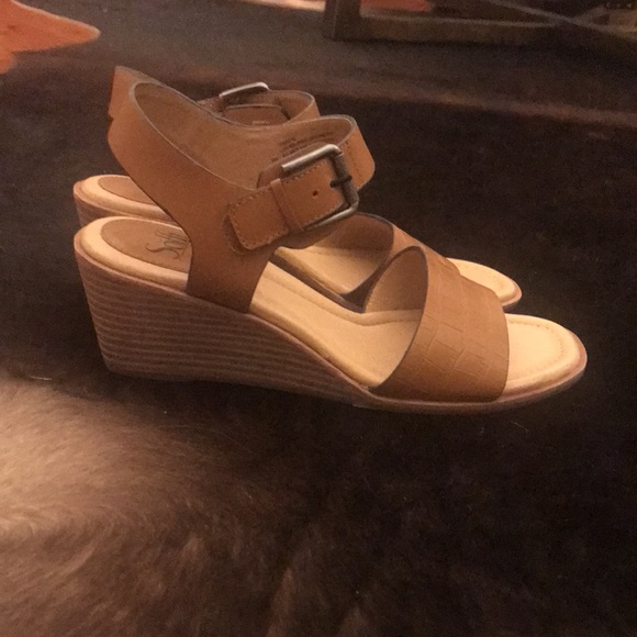 Sofft  Garin Wedge Sandal Sz 9M New - Picture 9 of 14